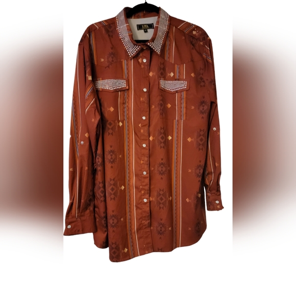 L&B Tops - L&B Western Button Up, with stud details, Size 3X,  Color: Burnt orange